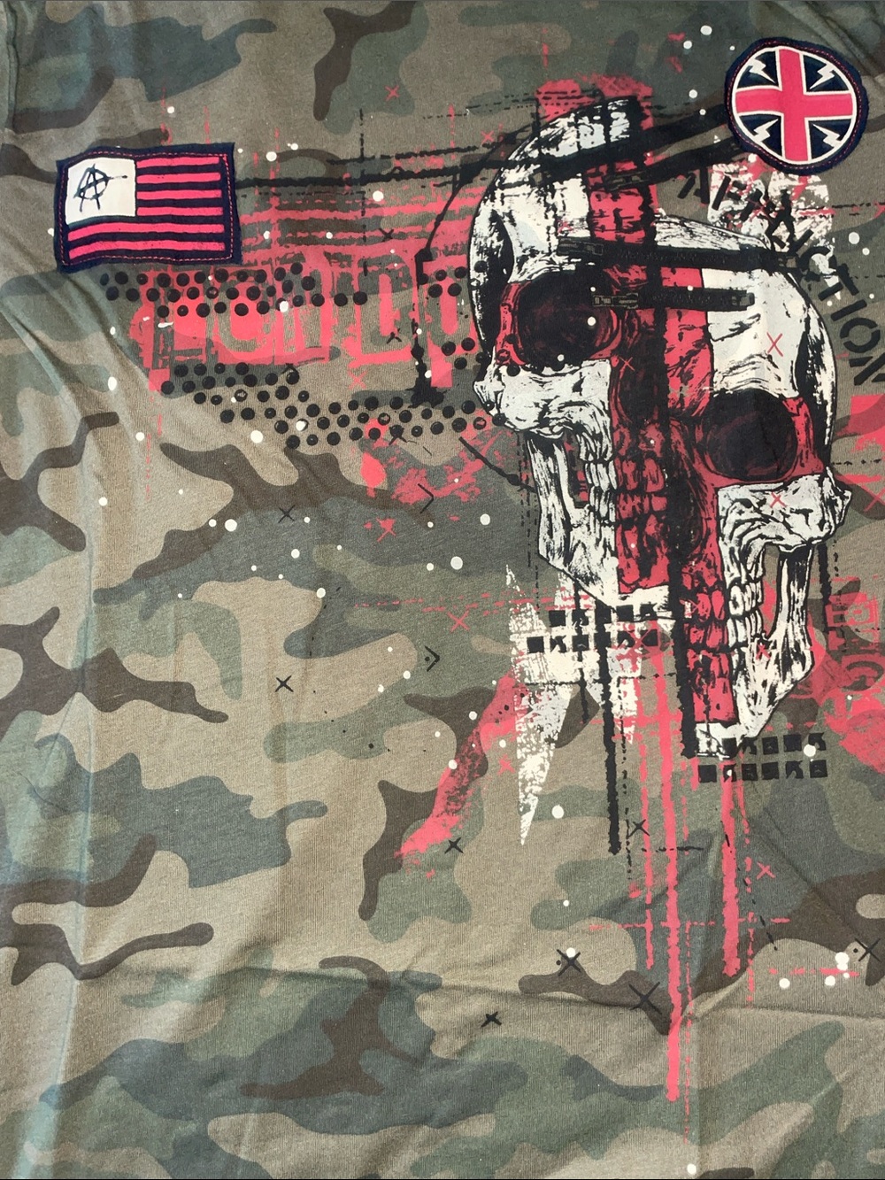 Affliction Olive Camo Short-Sleeve Tee with Skull Graphic and Red Accents - Picture 3 of 5